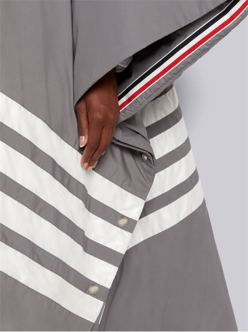 Poncho con cappuccio THOM BROWNE | FOD066X05222035